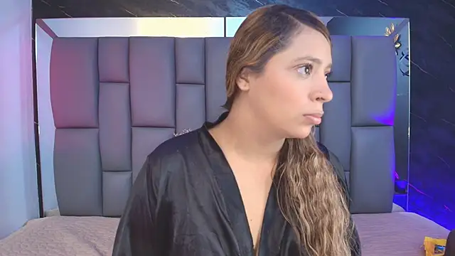  MiaBrown  online show from October 3, 12:06 pm