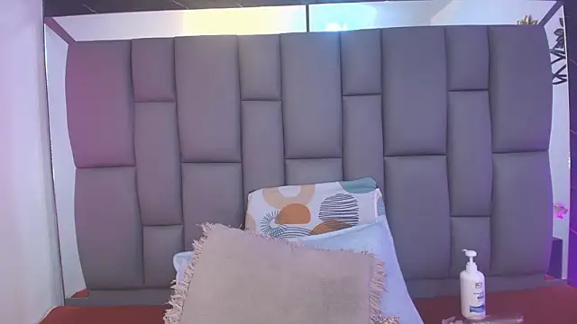  MiaBrown  online show from January 17, 12:09 pm