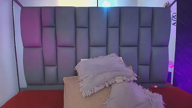  MiaBrown  online show from February 14, 12:05 pm