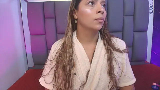  MiaBrown  online show from February 11, 12:05 pm