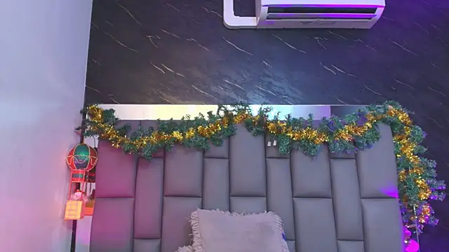  MiaBrown  online show from December 4, 12:04 pm