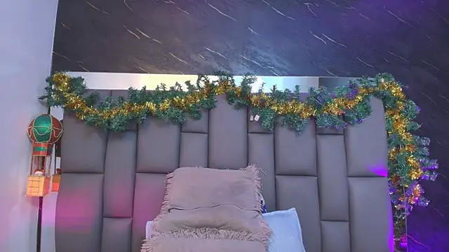  MiaBrown  online show from December 2, 12:07 pm