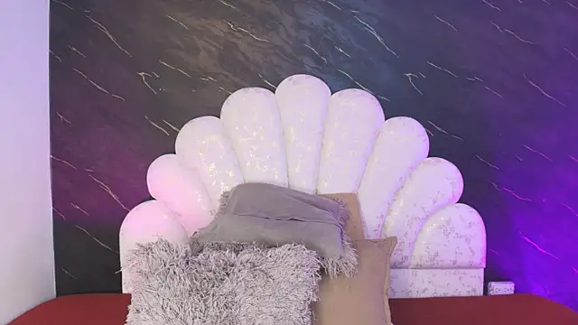  MiaBrown  online show from March 18, 12:08 pm