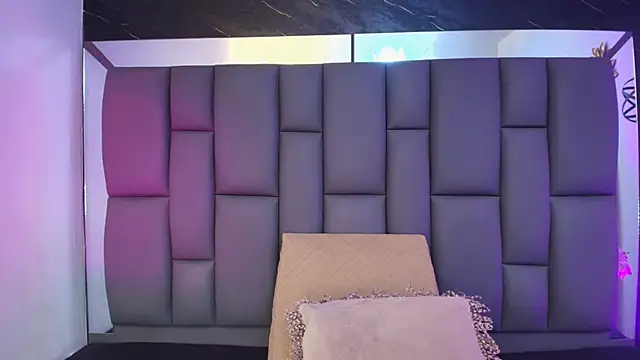  MiaBrown  online show from March 6, 12:11 pm