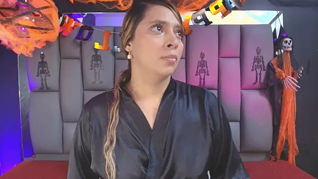  MiaBrown  online show from October 30, 12:14 pm