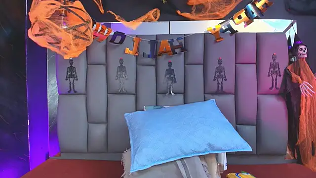  MiaBrown  online show from October 24, 12:04 pm