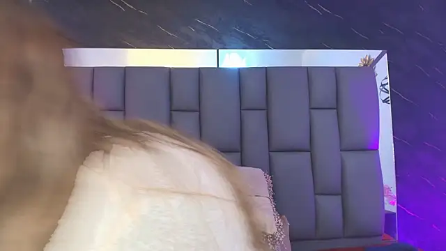  MiaBrown  online show from February 26, 12:05 pm