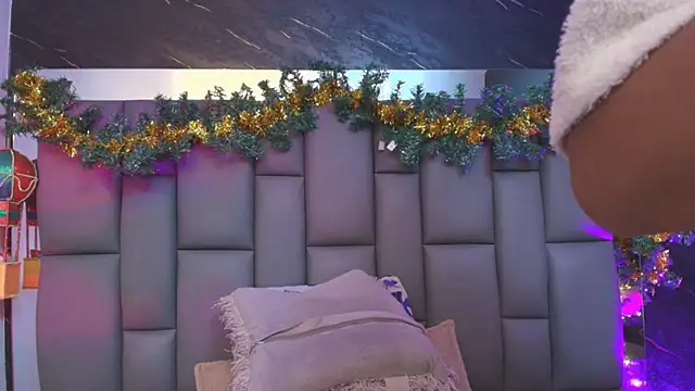  MiaBrown  online show from December 3, 12:04 pm