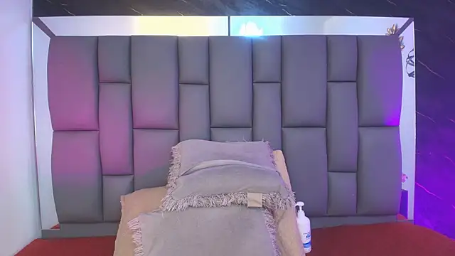  MiaBrown  online show from February 24, 12:06 pm