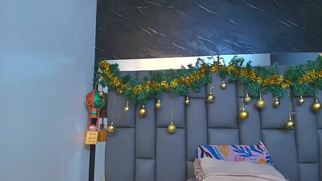  MiaBrown  online show from December 16, 12:09 pm