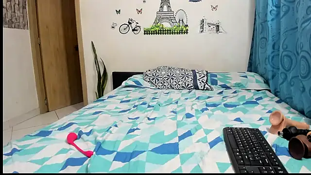 carlos and diana online show from July 4, 10:58 pm