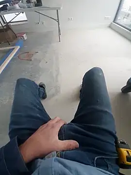 Snapshot of jk1981jk chatting on December 2, 8:27 am jk1981jk online show from December 2, 8:27 am