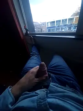 Snapshot of jk1981jk chatting on October 20, 4:07 pm jk1981jk online show from October 20, 4:07 pm