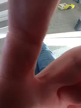 Snapshot of jk1981jk chatting on December 1, 8:26 am jk1981jk online show from December 1, 8:26 am