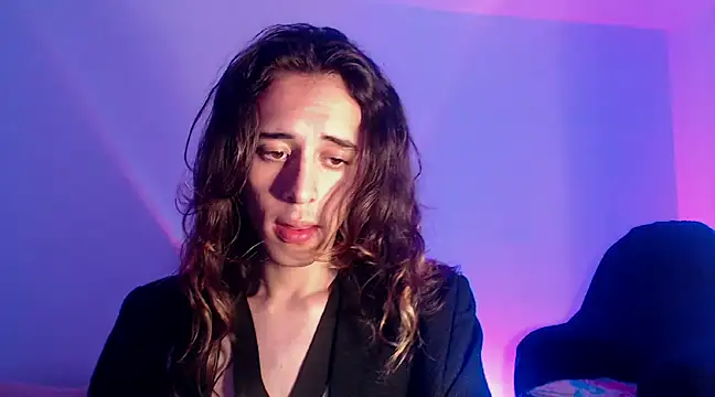 dussan online show from February 14, 4:15 am