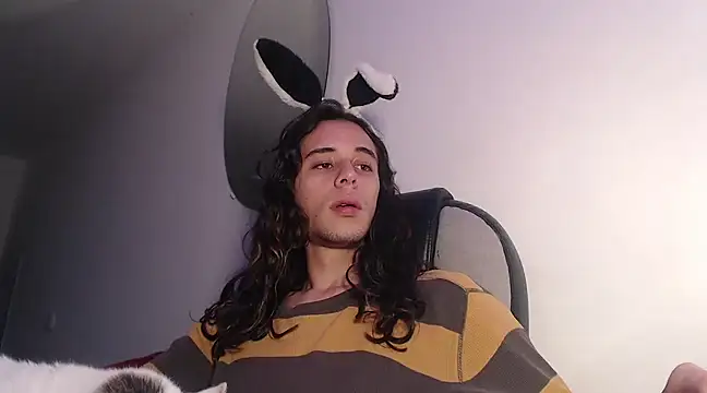 dussan online show from February 19, 4:23 am