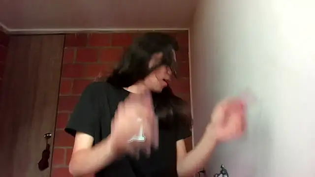 dussan online show from October 4, 2:40 pm