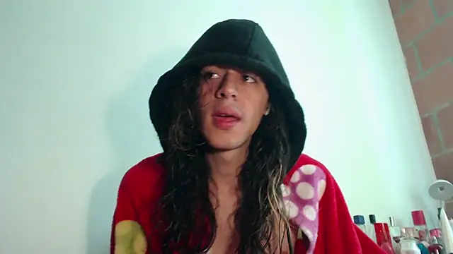 dussan online show from March 18, 4:39 pm