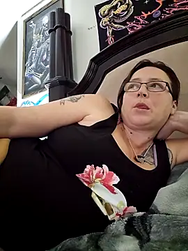 angelbaby1998 online show from February 4, 8:04 pm