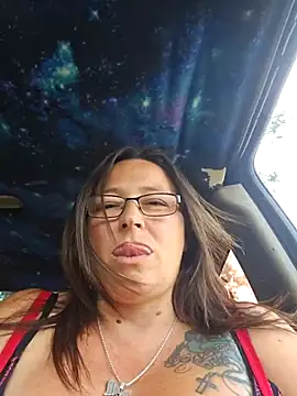 angelbaby1998 online show from May 14, 9:34 pm