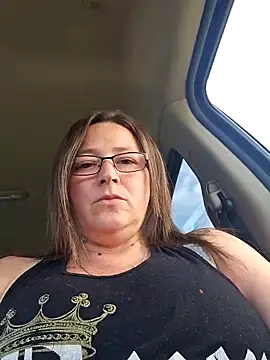 angelbaby1998 online show from March 9, 8:45 pm