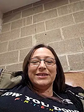 Snapshot of angelbaby1998 chatting on January 9, 4:47 pm angelbaby1998 online show from January 9, 4:47 pm