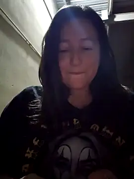 Snapshot of angelbaby1998 chatting on December 16, 4:45 am angelbaby1998 online show from December 16, 4:45 am