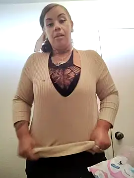 assonphatphat online show from November 23, 10:09 pm