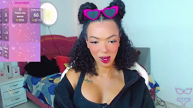 Tanedra collings online show from April 9, 2:02 am