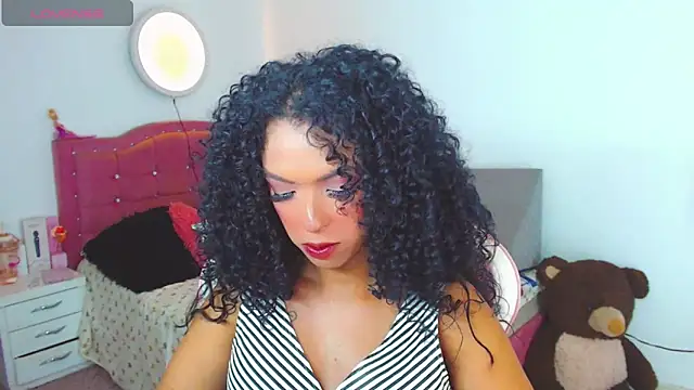 Tanedra collings online show from May 9, 2:15 am