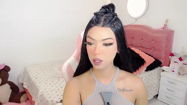 Snapshot of Tanedra_collings chatting on September 27, 3:34 am Tanedra collings online show from September 27, 3:34 am