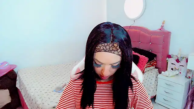 Snapshot of Tanedra_collings chatting on October 9, 3:51 am Tanedra collings online show from October 9, 3:51 am