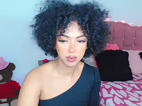 Snapshot of Tanedra_collings chatting on February 22, 6:28 am Tanedra collings online show from February 22, 6:28 am