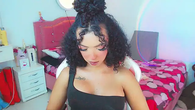 Tanedra collings online show from February 11, 2:00 am