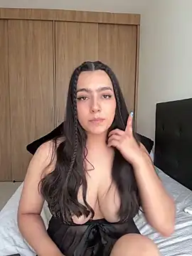 Snapshot of Nicollemays chatting on May 15, 5:11 pm Nicollemays online show from May 15, 5:11 pm