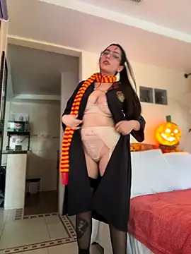 Snapshot of Nicollemays chatting on October 16, 5:21 pm Nicollemays online show from October 16, 5:21 pm
