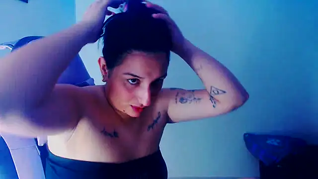 liz dirty online show from February 22, 10:11 pm