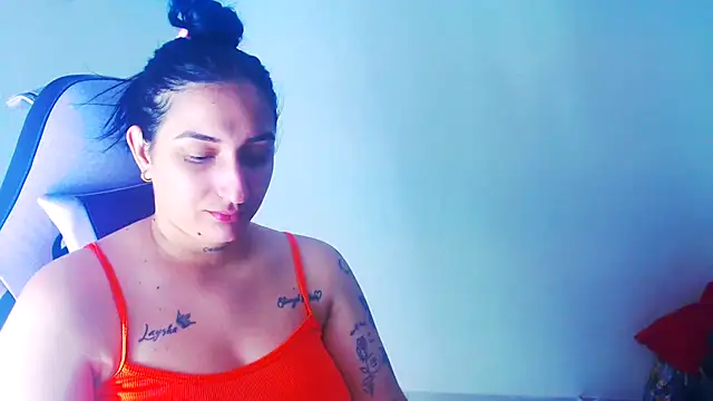 Snapshot of liz_dirty chatting on May 21, 10:29 pm liz dirty online show from May 21, 10:29 pm