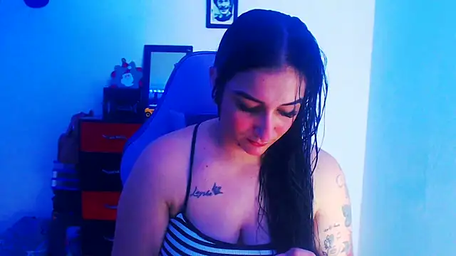 liz dirty online show from November 23, 10:42 pm