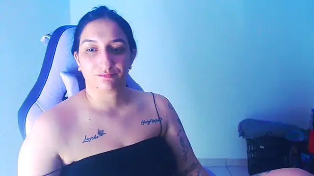 liz dirty online show from February 20, 10:44 pm