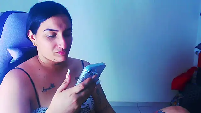 Snapshot of liz_dirty chatting on May 31, 10:32 pm liz dirty online show from May 31, 10:32 pm