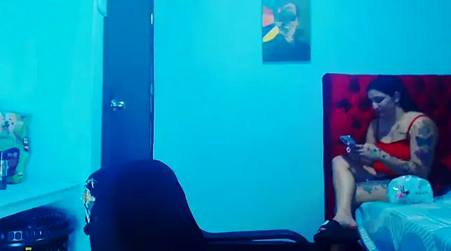 Snapshot of liz_dirty chatting on December 19, 11:03 pm liz dirty online show from December 19, 11:03 pm
