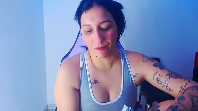 liz dirty online show from January 9, 10:49 pm