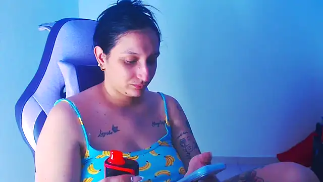 liz dirty online show from January 7, 10:15 pm