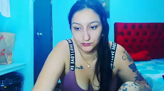 Snapshot of liz_dirty chatting on January 8, 11:30 pm liz dirty online show from January 8, 11:30 pm