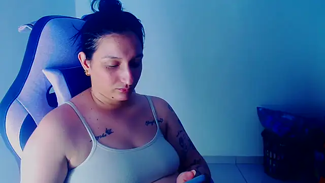 liz dirty online show from February 25, 10:53 pm