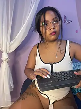 Aleja DANS online show from April 26, 8:06 pm