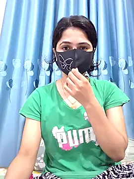 Snapshot of Suvosri chatting on October 14, 4:57 am Suvosri online show from October 14, 4:57 am