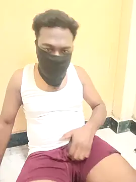 Snapshot of Tamil_paiyan012 chatting on February 15, 6:33 pm Tamil paiyan012 online show from February 15, 6:33 pm