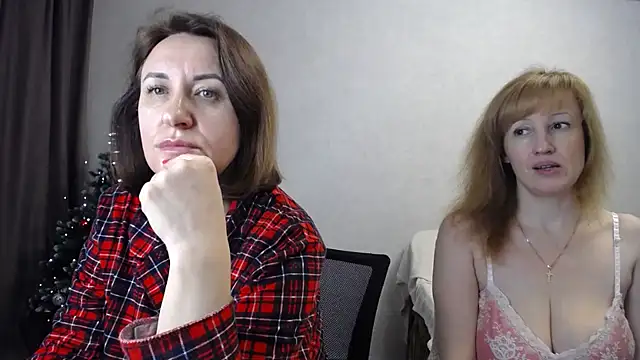 Snapshot of DonnaMagdalena chatting on December 15, 7:36 am DonnaMagdalena online show from December 15, 7:36 am